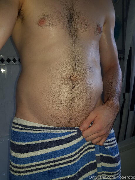 Riccierotic onlyfans post