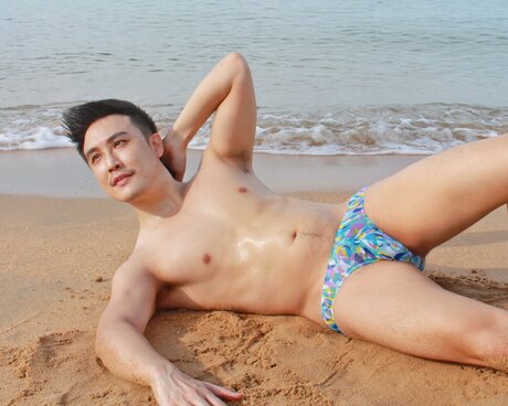 Guybluemoon onlyfans strip tease