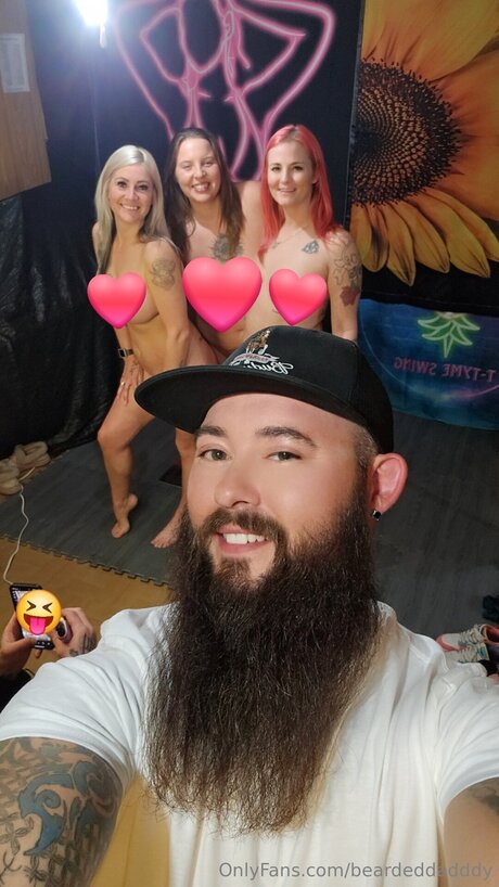 Beardeddadddy onlyfans photo