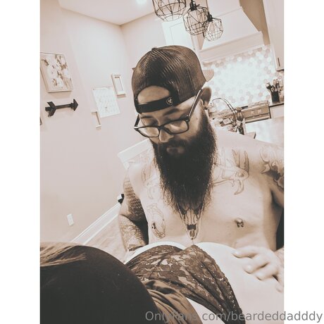 Beardeddadddy onlyfans leaj