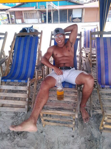 Yingjm onlyfans naked