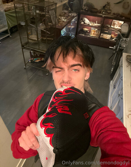Demondogdyl only fans pictures