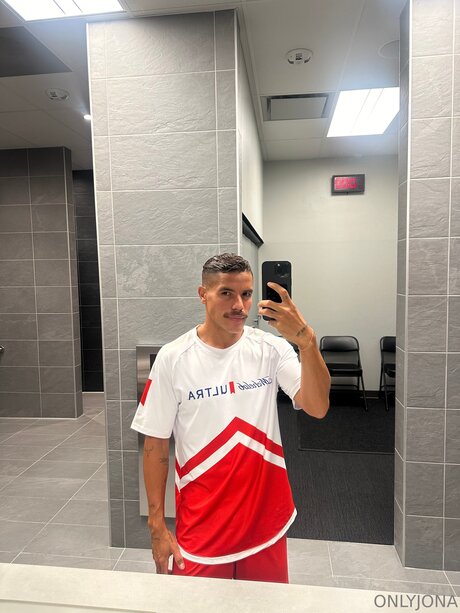 Jona2santos nude on onlyfans