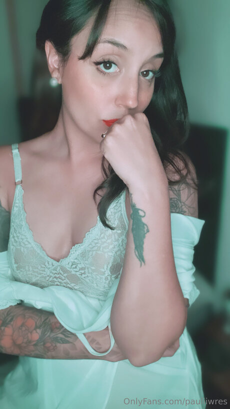 Pauliiwres onlyfans archive
