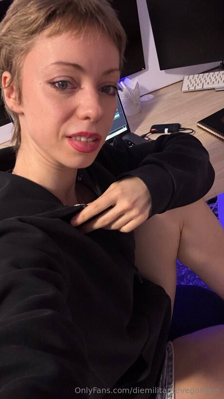 Diemilitanteveganerin leak onlyfans