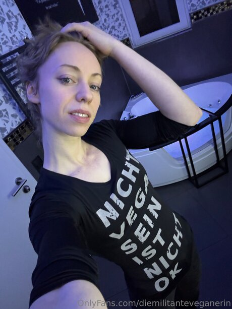 Diemilitanteveganerin onlyfans leaj