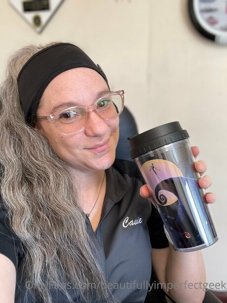 Beautifullyimperfectgeek Profile pic