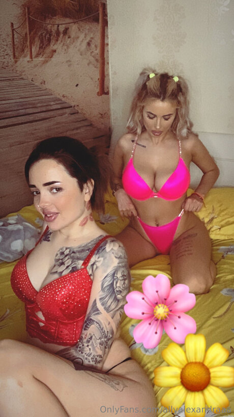 Allyalexandraaa only fans nude leaks