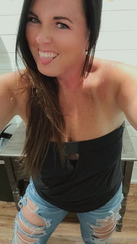 Natural Nell onlyfans sex tape
