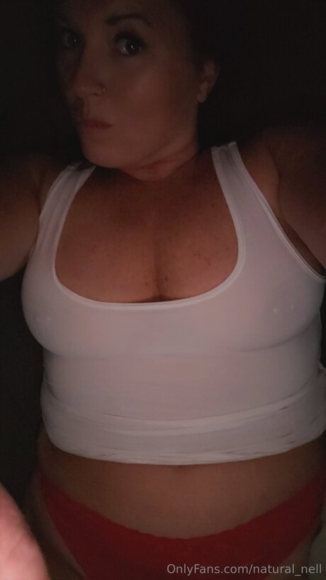 Natural Nell onlyfans porn leak