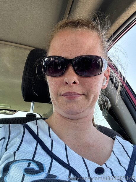 Icequeen6235 leaked onlyfans photos