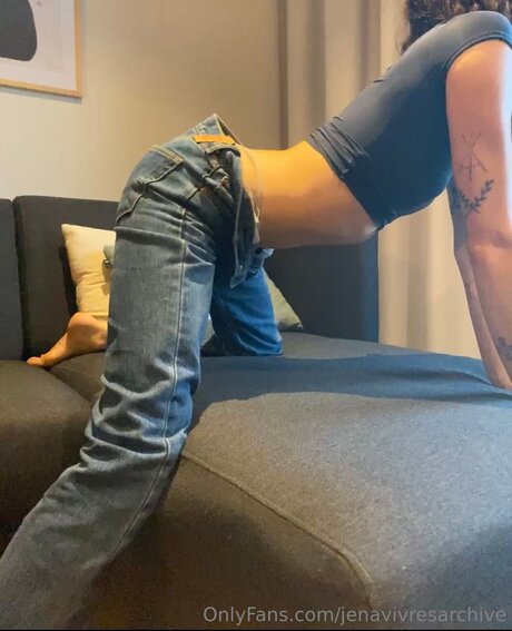 Jenavivresarchive onlyfans leaked tits