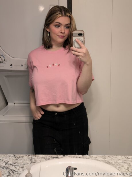 Mylovemaeve boobs onlyfans