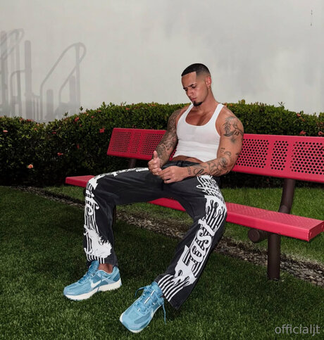 Officialjt leaked onlyfans free
