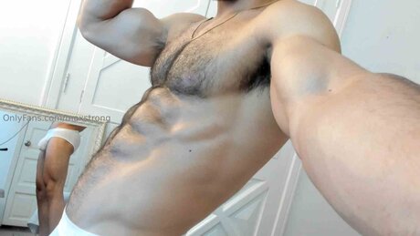 Maxstrong onlyfans page