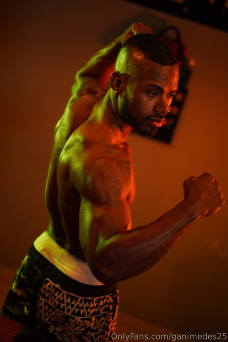 Ganimedes25 onlyfans fotos