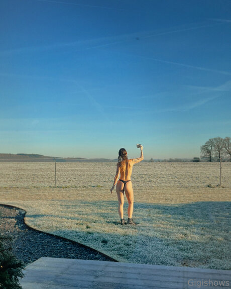 Gigi Shows only fans.