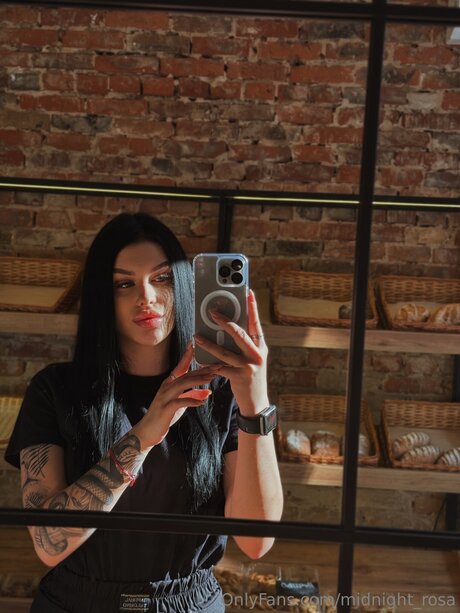 Midnight Rosa nudes onlyfans