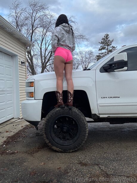 Lissygirl20 nudes only fans