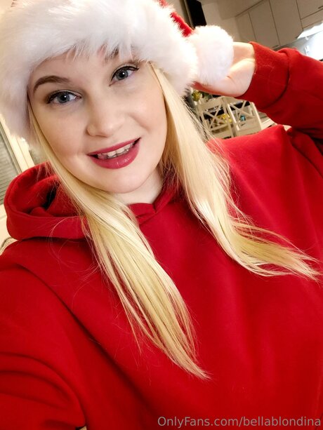 Bellablondina only fans nude