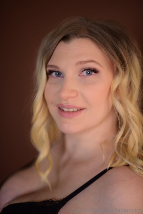 Bellablondina onlyfans leaks nudes