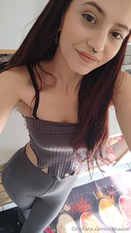 Lisahaazel onlyfans model photo