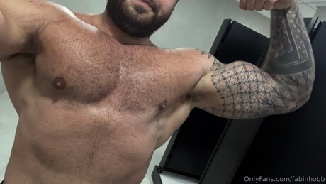 Fabinhobb only fans pic