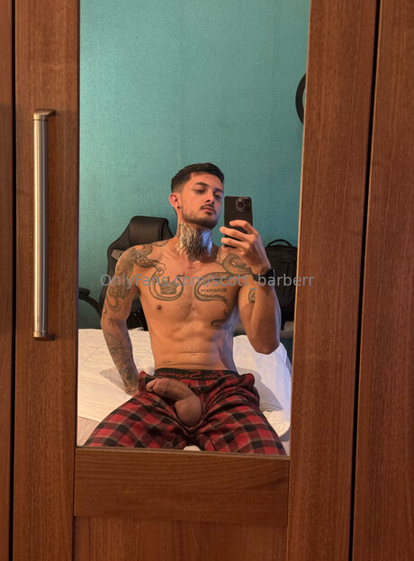 Scott Barberr onlyfans nudes