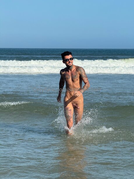 Scott Barberr topless onlyfans