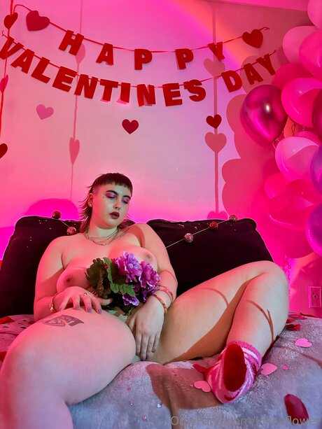 Kikiwflower onlyfans xxx