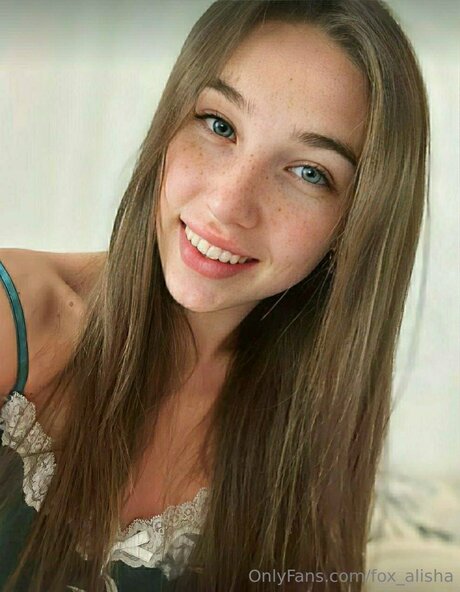 Fox Alisha onlyfans strip