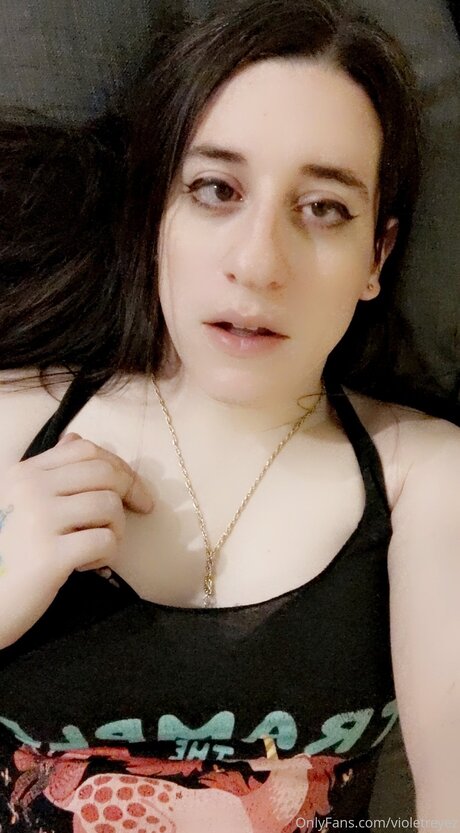 Violetreyez Profile pic