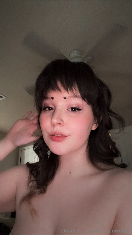 Lilsuccuwubus onlyfans strip tease