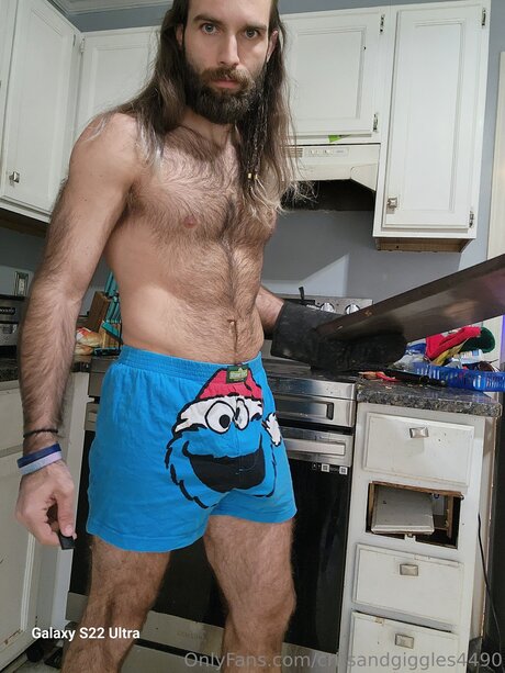 Critsandgiggles4490 onlyfans leaked