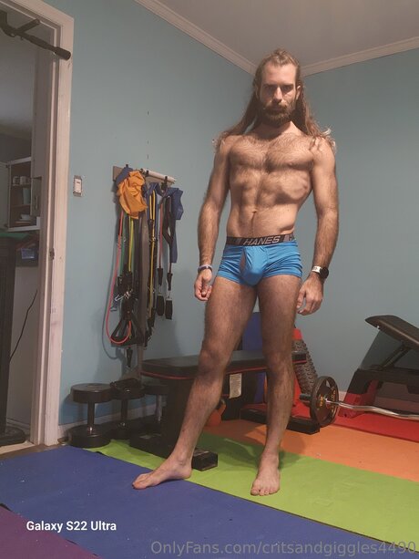 Critsandgiggles4490 pics onlyfans