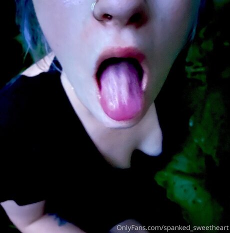 Spanked Sweetheart onlyfans nudes