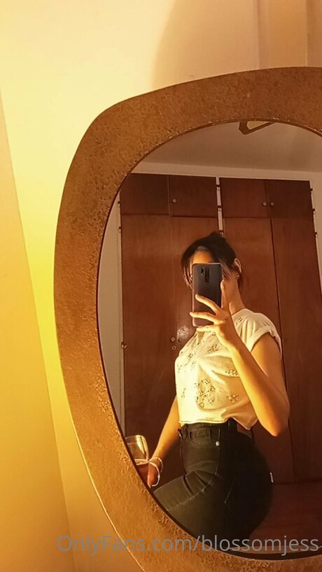 Blossomjess only fans.