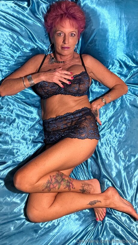 Freebecky onlyfans desnuda