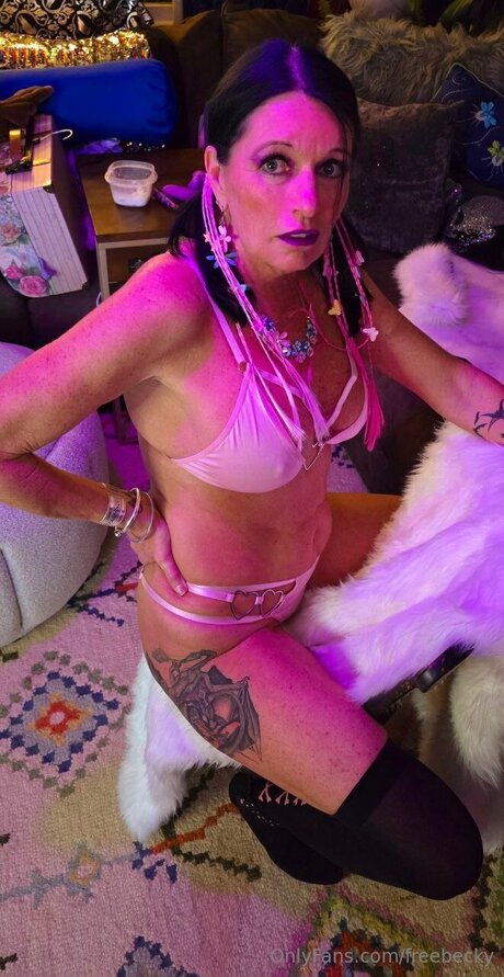 Freebecky onlyfans free content