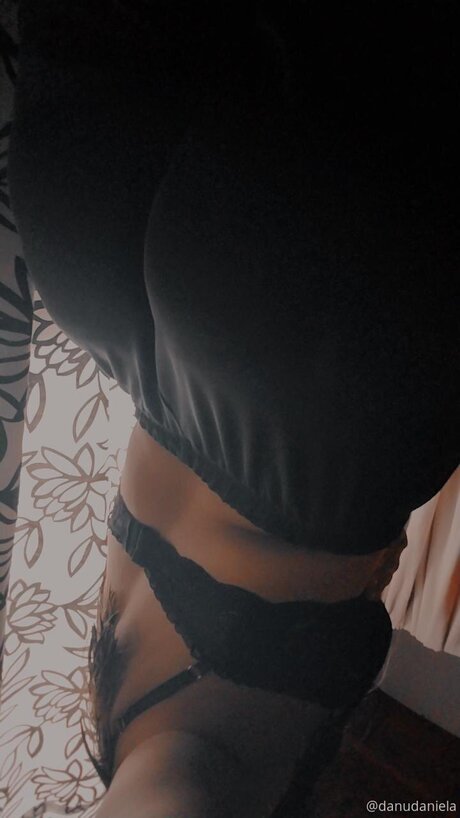 Danudaniela naked onlyfans