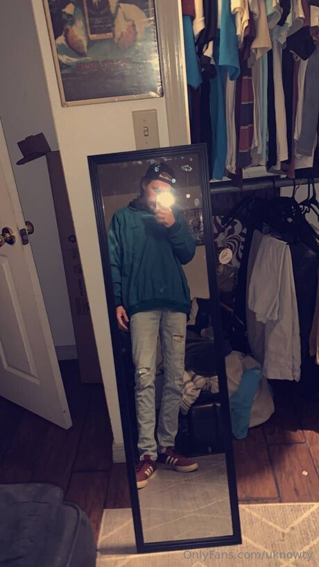 Uknowty onlyfans leak porn
