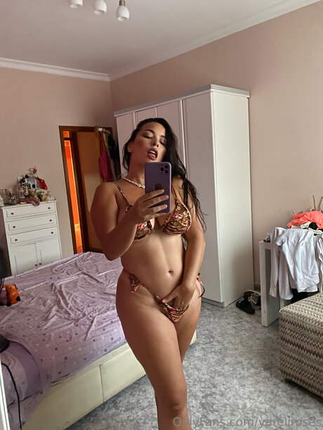 Yareliroses onlyfans nude leak