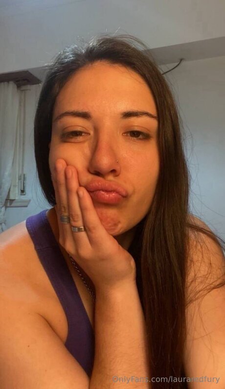 Lauraredfury onlyfans sextape leak