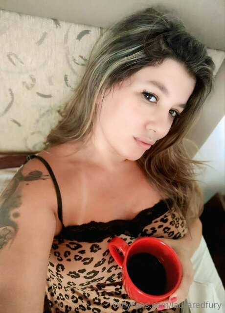 Lauraredfury only fans pics