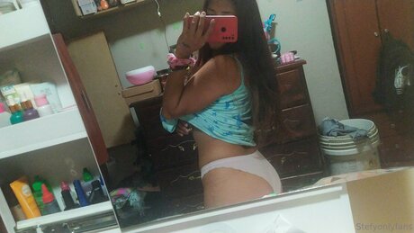 Esteffany01 onlyfans nudes