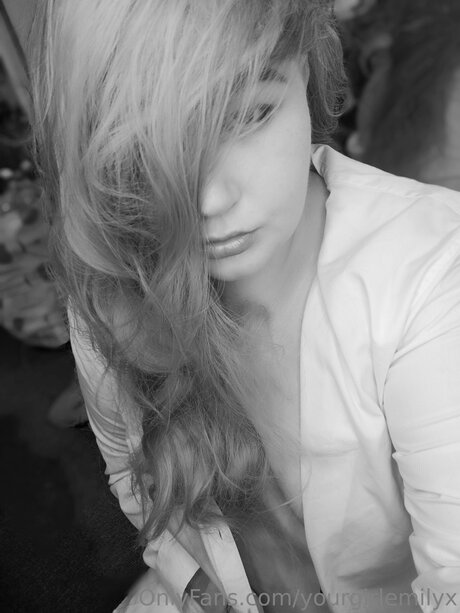Yourgirlemilyx nude onlyfans