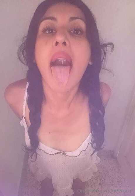 Heyrochi only fans nude