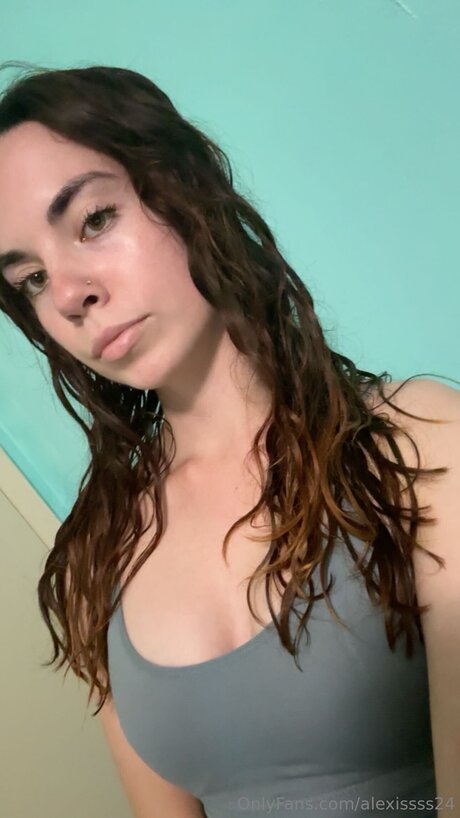 Alexissss24 nude onlyfans