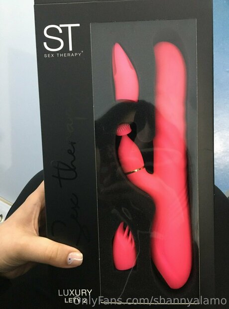 Shannyalamo only fans nudes