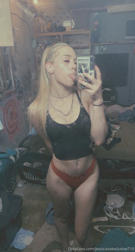 Jessicaxxexclusive710 free only fans